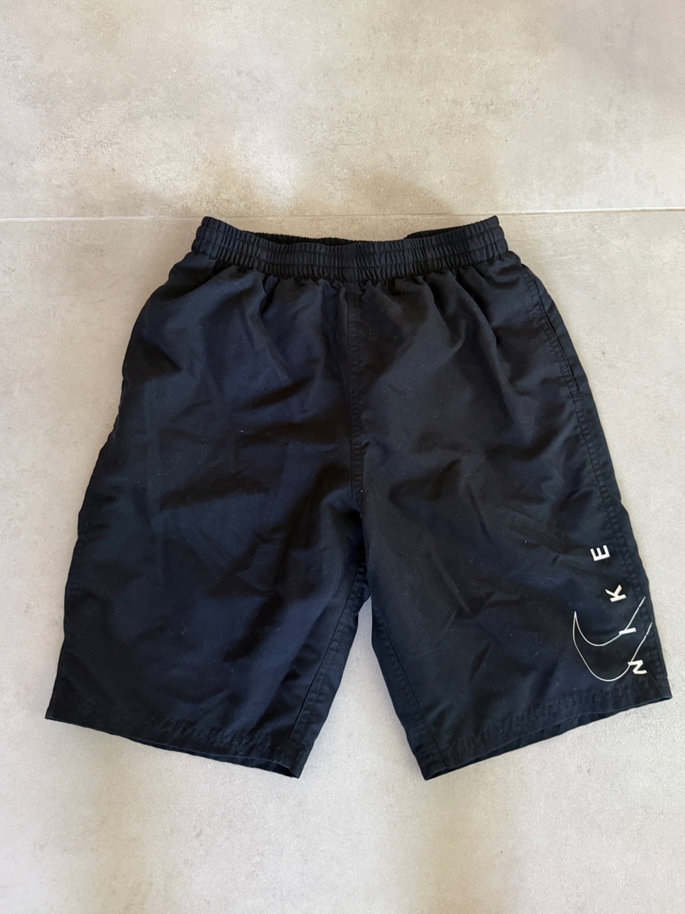 Nike Youth Black Athletic Shorts – Size L